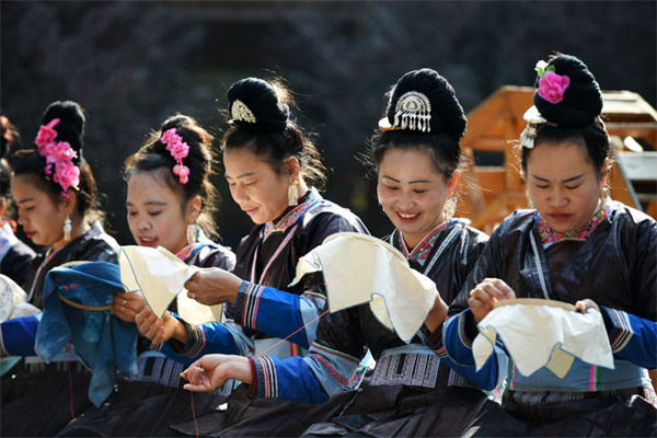 1760316715323.jpg 20251012c7cc2bbd5103402eb4e378cfe0f129c3_2025101208c032d3cb4e4a199b755264e259ac11.jpg