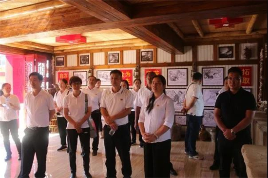 1634094707126043925.jpg 2.4.jpg