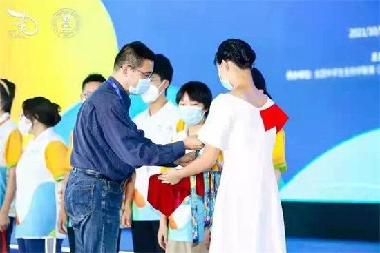 1634095239048072120.jpg 4.2.jpg