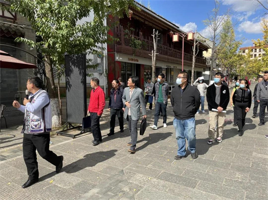 1636079568638071371.jpg 3.2.jpg