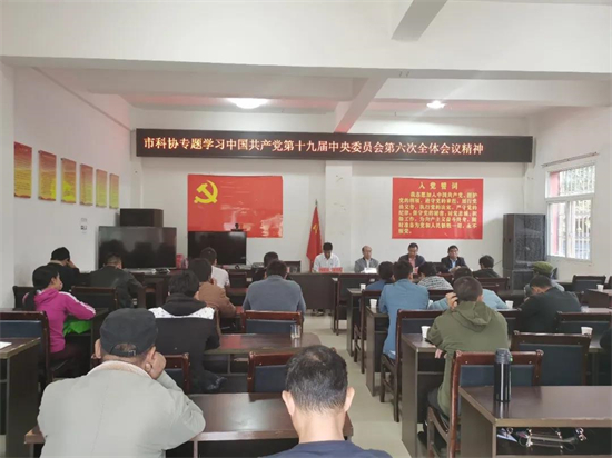 1637918699570052808.jpg 2.2.jpg