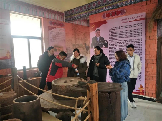 1642757614538038305.jpg 4.3.jpg