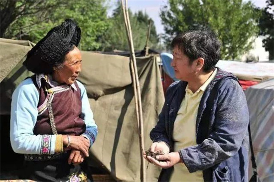 1649308707119022377.jpg 640 (5).jpg