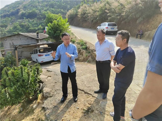 1651806939339066317.jpg 丽江2_副本.jpg