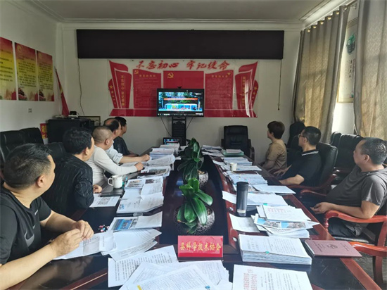 1655996558511073402.jpg 640 (12).jpg