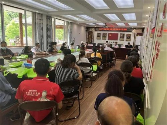 1658409084045061951.jpg 640 (7).jpg