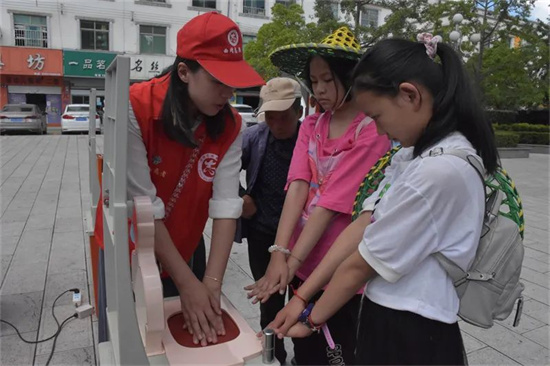 1658819453136045869.jpg 640 (1).jpg