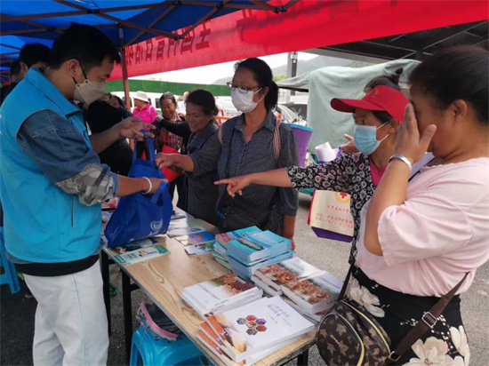 1663588102589058229.jpg 640 (19).jpg