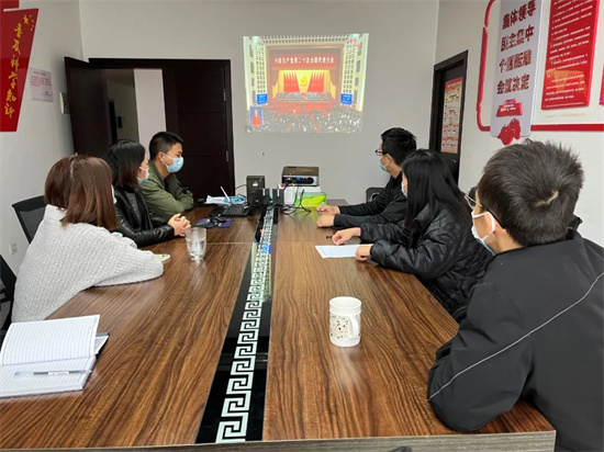 1666244756281021426.jpg 640 (1).jpg