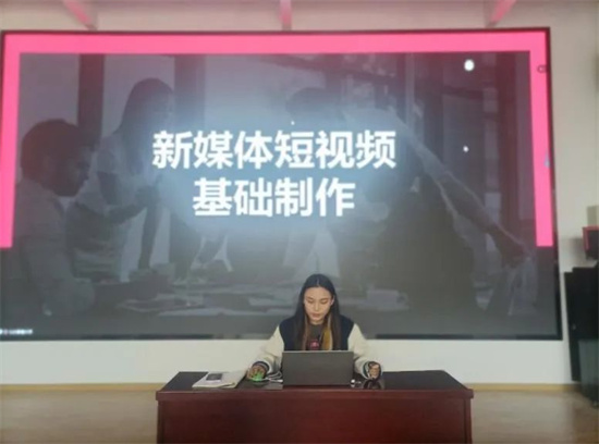 1678072648098048430.jpg 640 (7).jpg