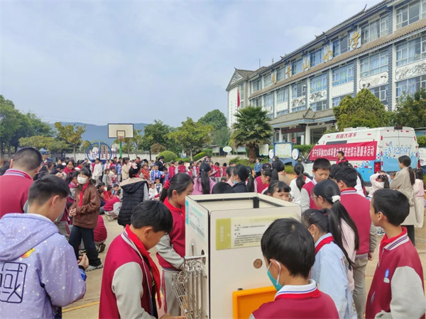 1716279818134002172.jpg 402-05.jpg