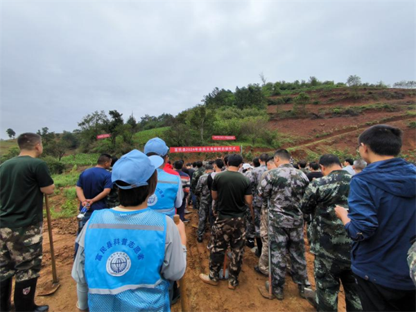 1719822824701027648.png 6285.png