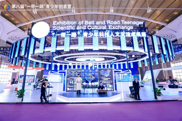 1722502285400003137.jpg 640 (2).webp (34).jpg