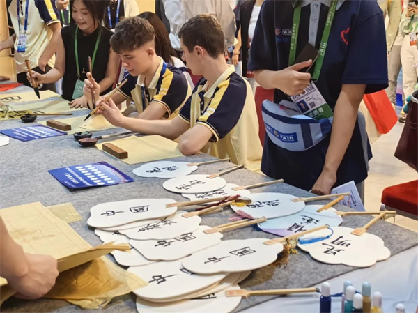 1722502651880086727.jpg 640 (2).webp (49).jpg