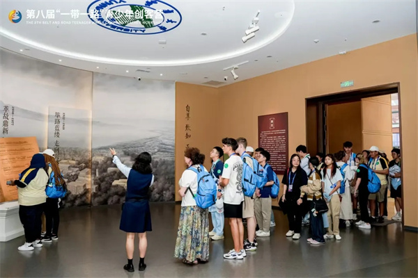 1722502905964043843.jpg 640 (2).webp (56).jpg