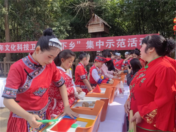 1739946197096009719.png 124-1.png