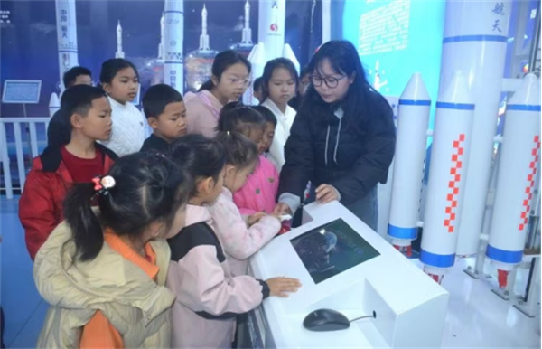 1739946787316034946.png 126-1-2.png