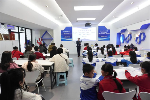 1740987265850059216.jpg 217-1.jpg