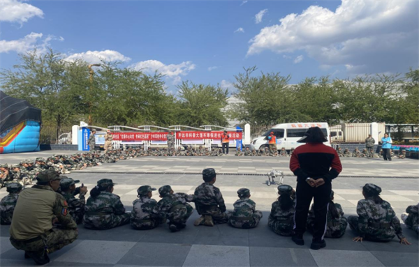 1740987417673003443.png 217-3.png