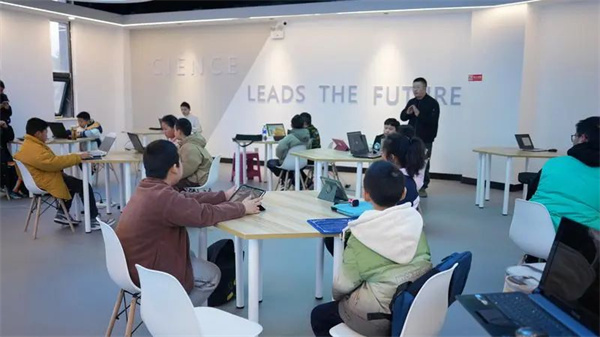 1741248057799062632.jpg 文山1.jpg