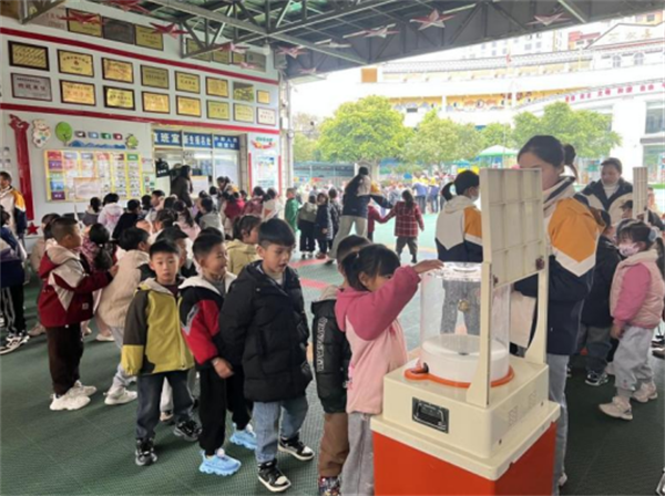 1743664975828081717.png 325-4-2.png