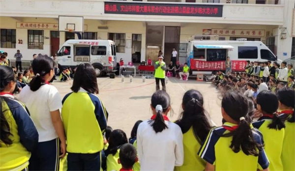 1746602940743088056.jpg 416-4.jpg