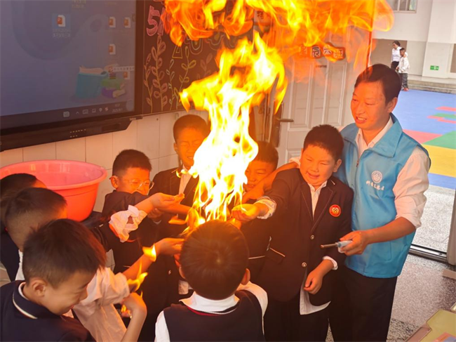 1756968743771015779.png 93-4.png